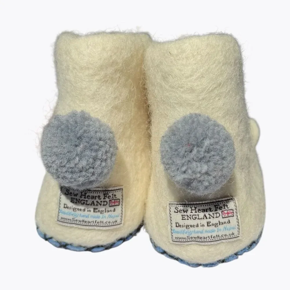 Sew Heart Felt Polar Bear Wool Slippers Toddler Size 8 Cream Cozy Animal Scandi